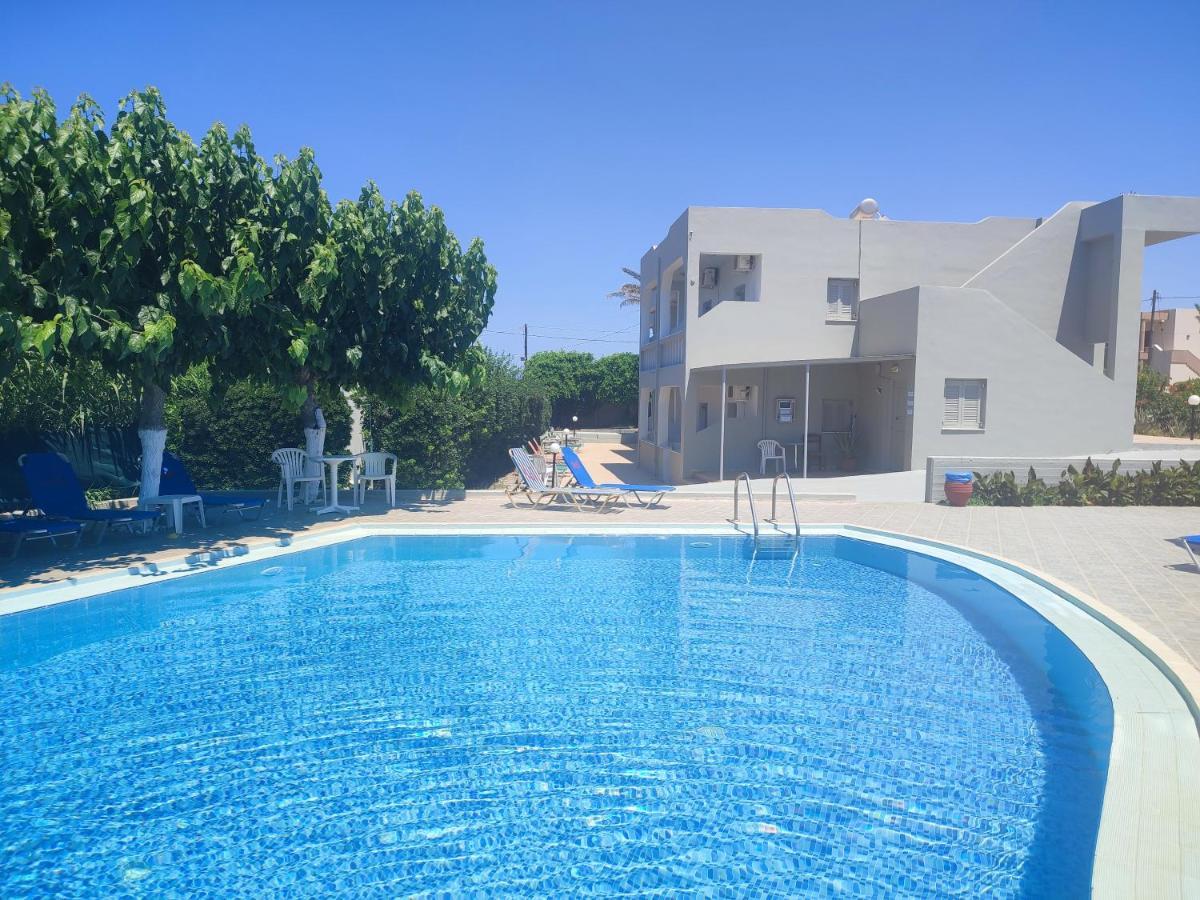 Keti Apartments Adelianos Kampos Esterno foto